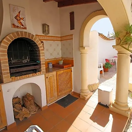 Estrella Villa